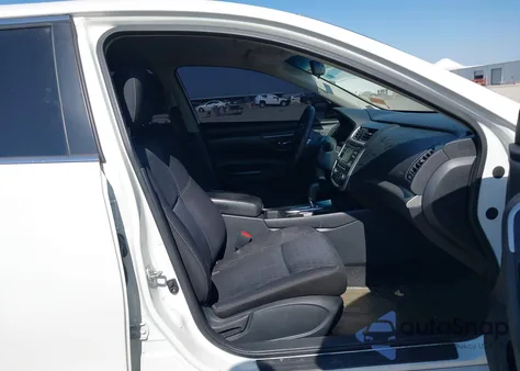 2017 Nissan Altima 2.5 S z USA, uszkodzony, nr VIN 1N4AL3AP1HN341906